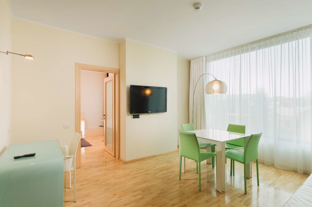 DoubleTree by Hilton Cluj – City Plaza - 782