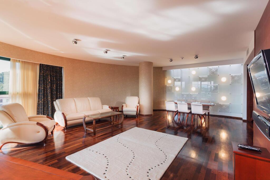 DoubleTree by Hilton Cluj – City Plaza - 324