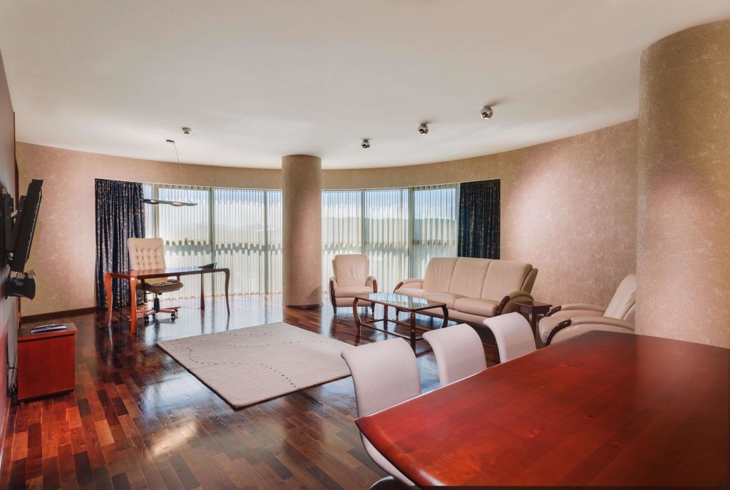 DoubleTree by Hilton Cluj – City Plaza - 176