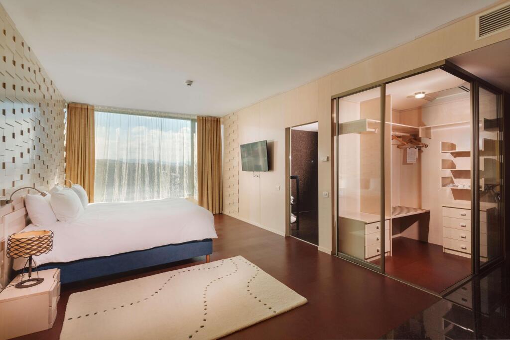 DoubleTree by Hilton Cluj – City Plaza - 352