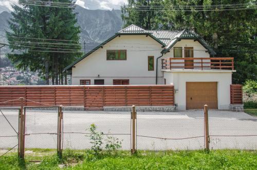 Zamora Bellevue by CityLife Suites - 30