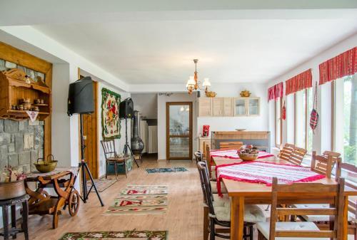 Zamora Bellevue by CityLife Suites - 465