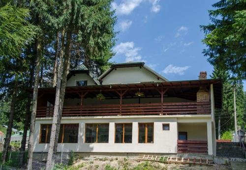 Zamora Bellevue by CityLife Suites - 360