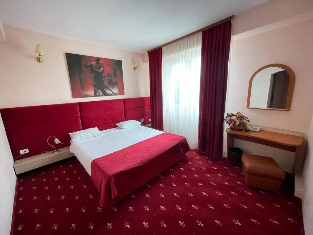 Hotel Class - 255