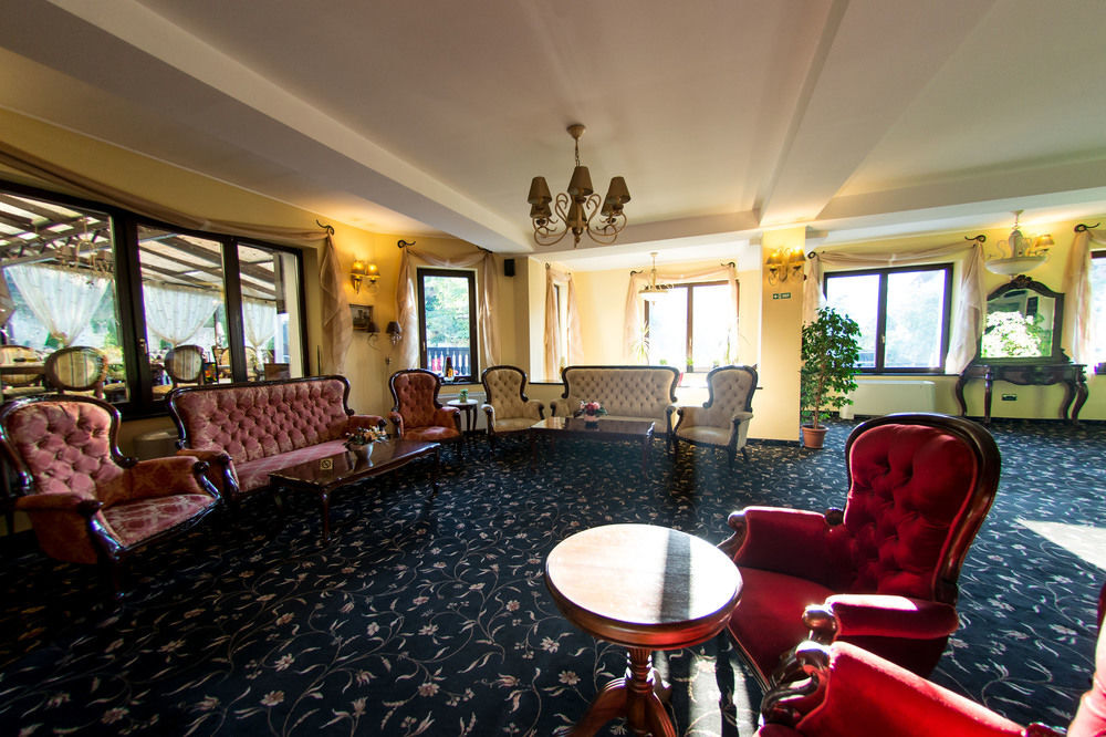 Hotel Classic Inn - 846