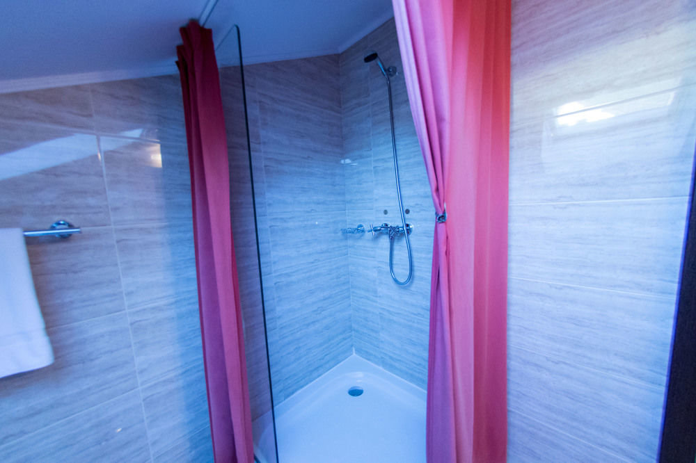 Hotel Classic Inn - 43