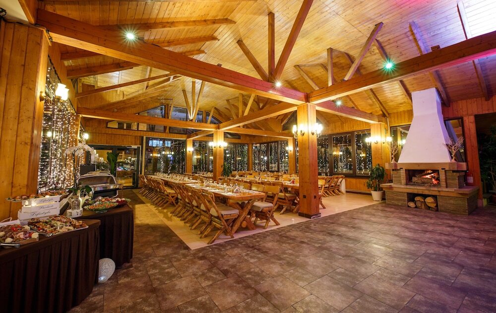 Eden Grand Resort - 524