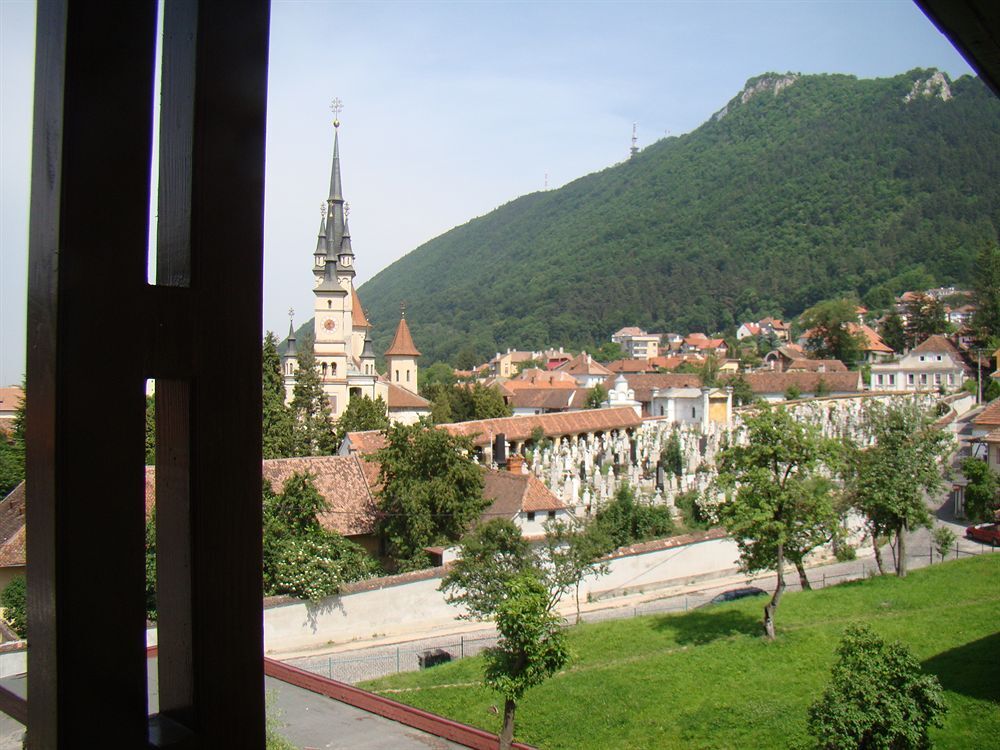 Coroana Brasovului - 736