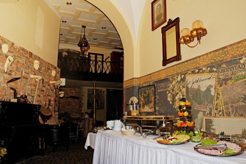 Coroana Hotel - 436