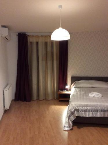 Cosmo Plaza Home - 860