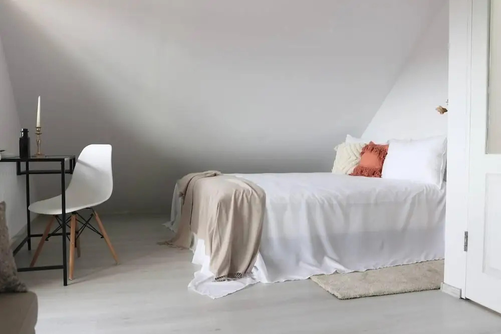 Cosy and Spacious 2 Bedroom House - 139