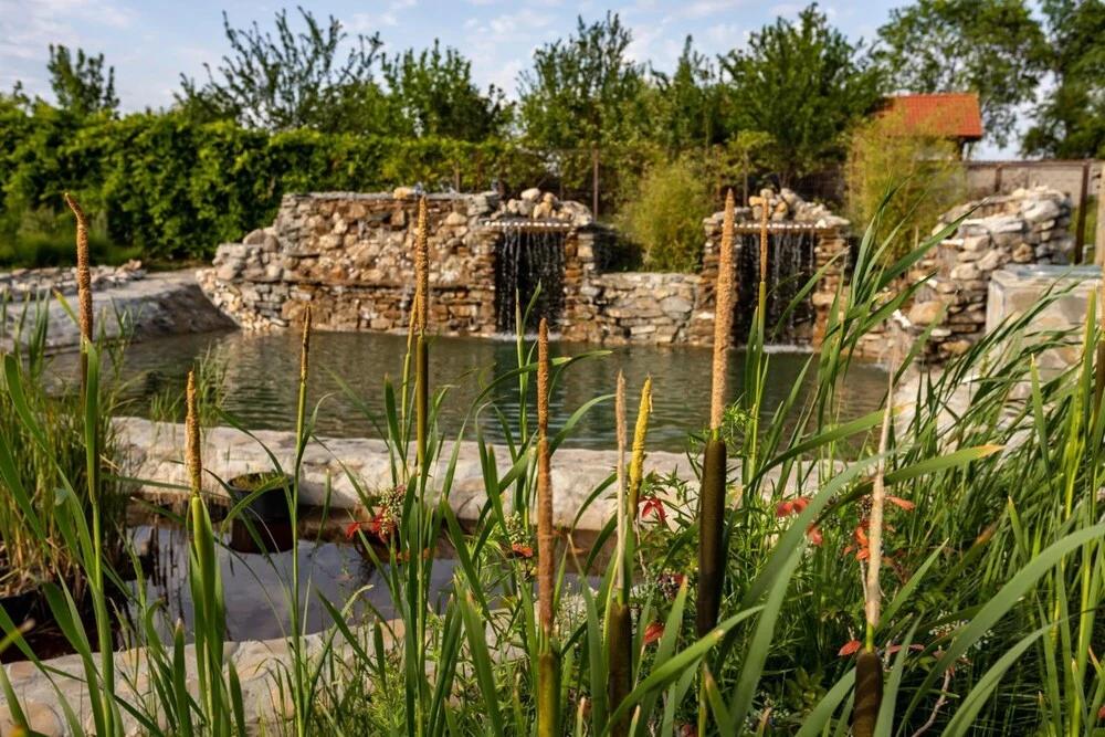 Country Spa Retreat - 736