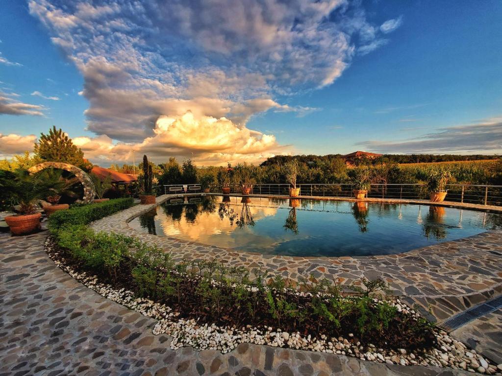 Country Spa Retreat - 474