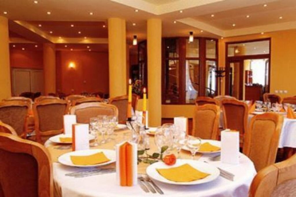 Hotel Cristal - 770