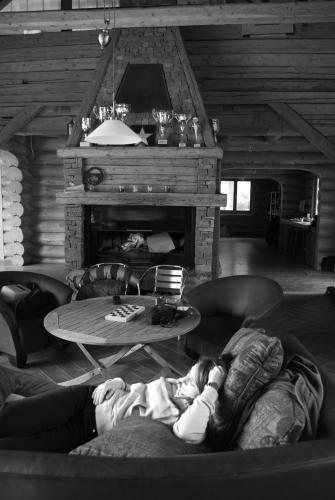 Crossline Lodge - 499