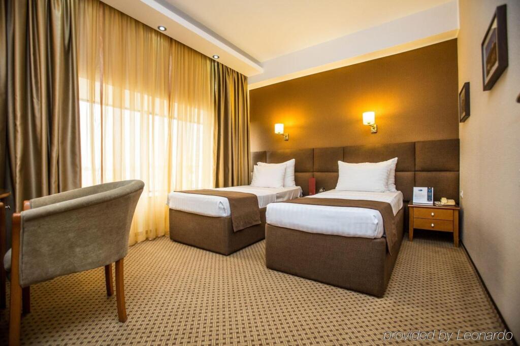 Crystal Palace Hotel - 171