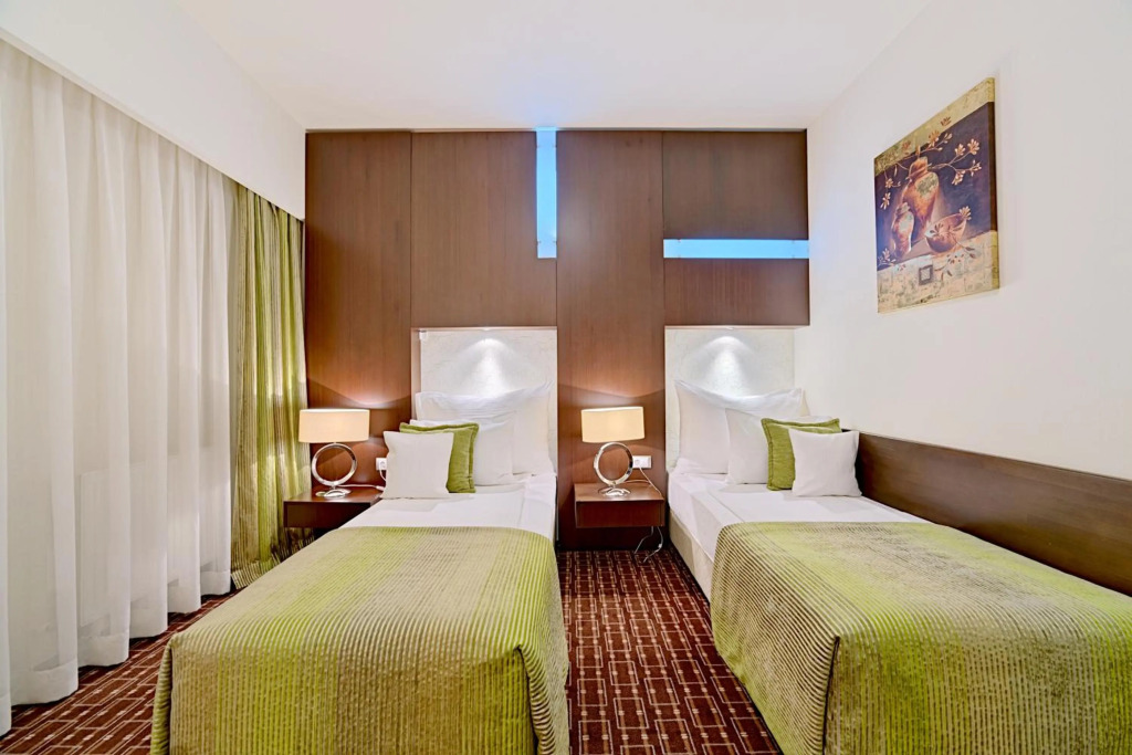 Hotel Cubix - 176