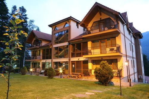 Cumpatu Sinaia Hotel - 385