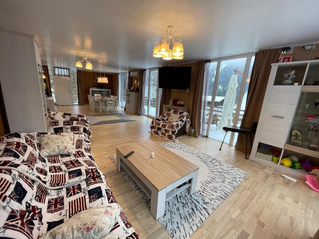 Delux Apartamente 4 - 302