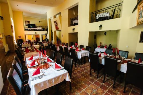 Hotel Dobsi - 209