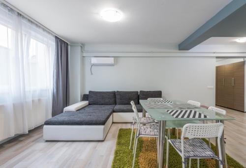 Downtown Accommodation - 384