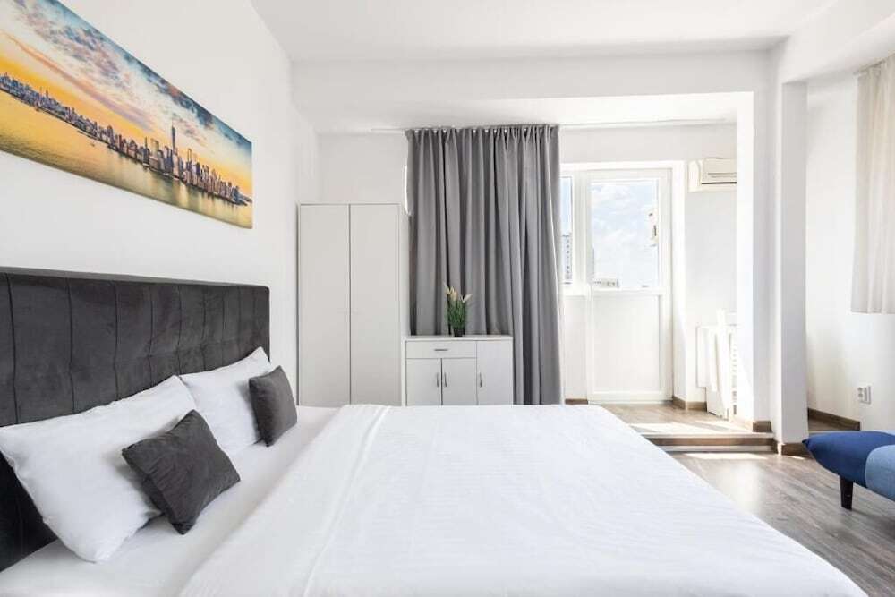 Downtown Victoria Apartments By CityBookings - 885