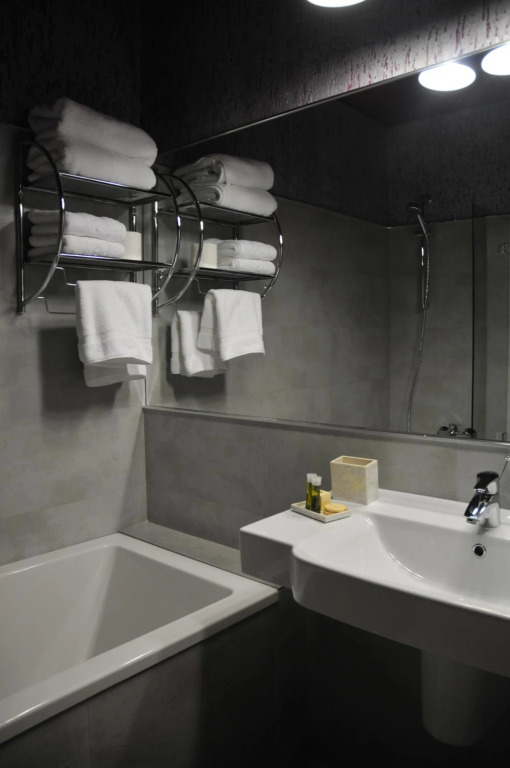 Hotel Dumbrava - 149