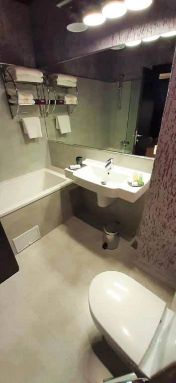 Hotel Dumbrava - 837
