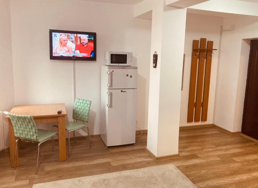 Edit House Apartment - 648