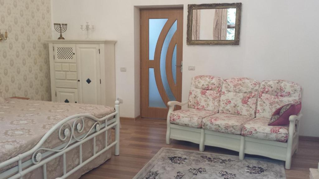 Elegance Residence - 731
