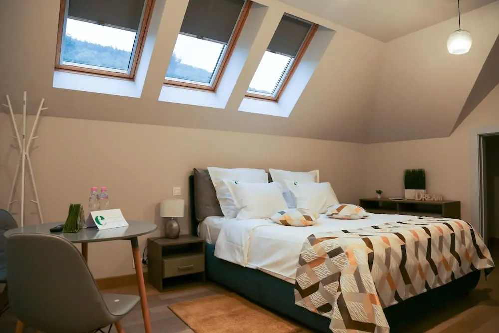 Expecto Apartments - 716