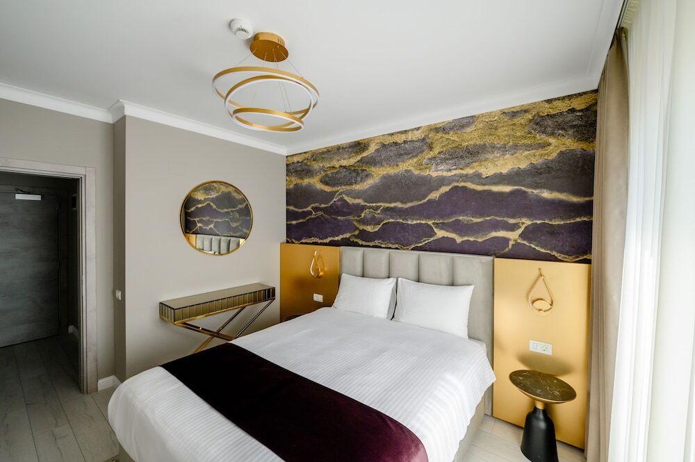 Elitte Inn & Suites - 604