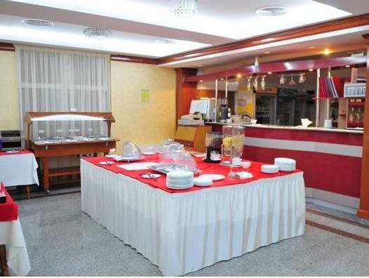 Hotel Emma Est - 466