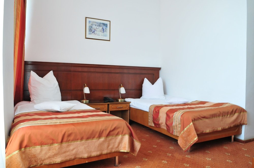 Hotel Emma Est - 618