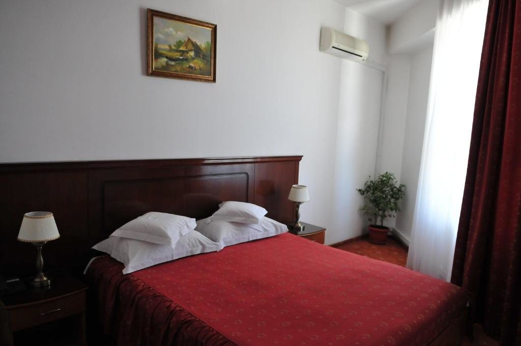 Hotel Emma Est - 53