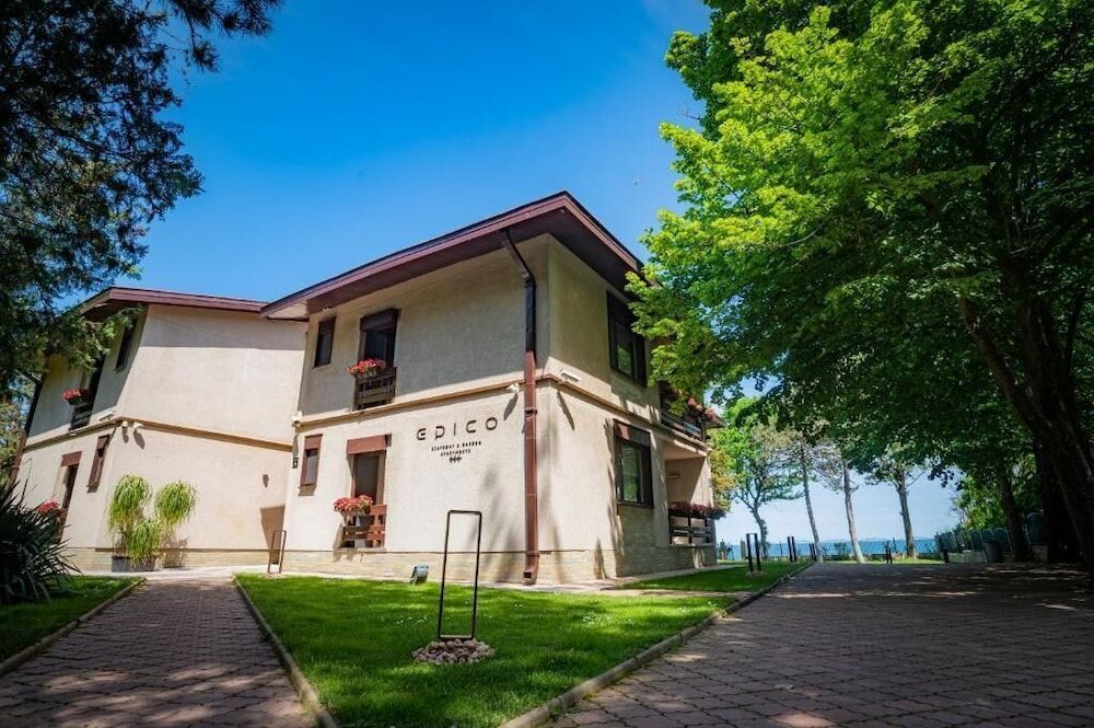 Epico Seafront & Garden Apartments - 178