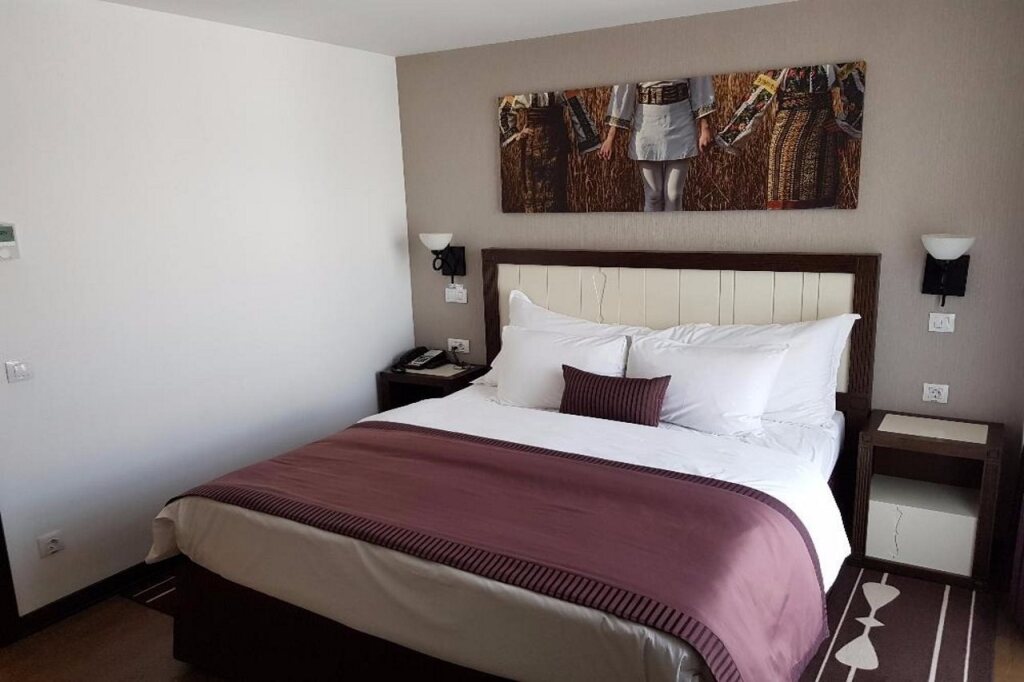 Epoque Hotel - 532
