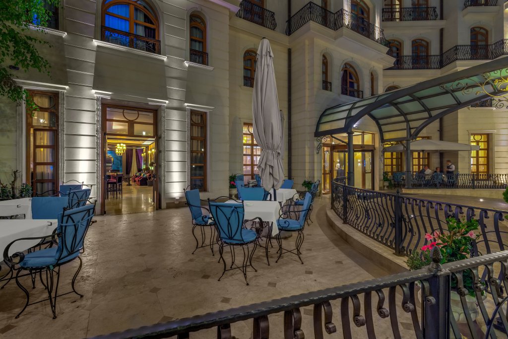 Epoque Hotel - 370