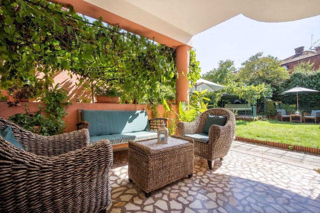 Hotel Escala - 922
