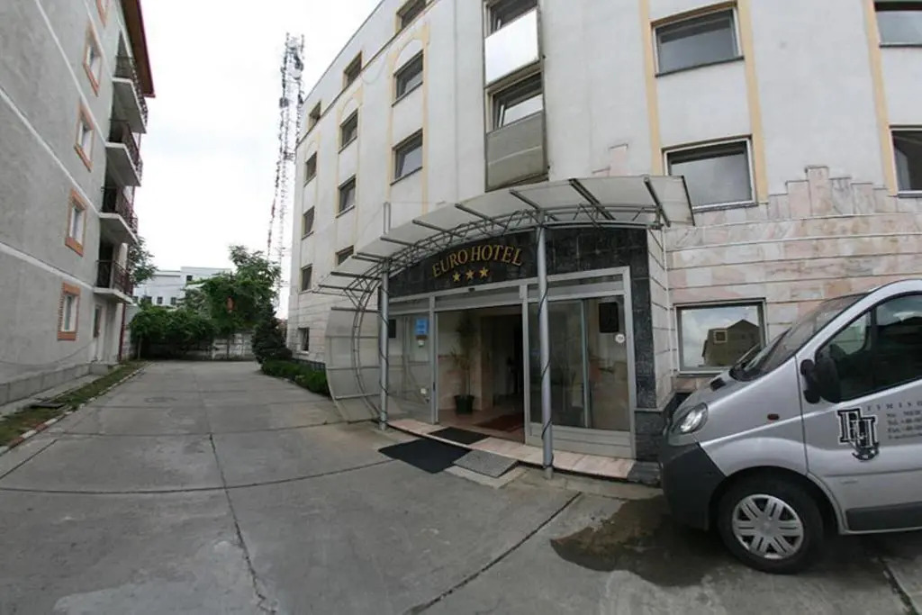 Euro Hotel - 355