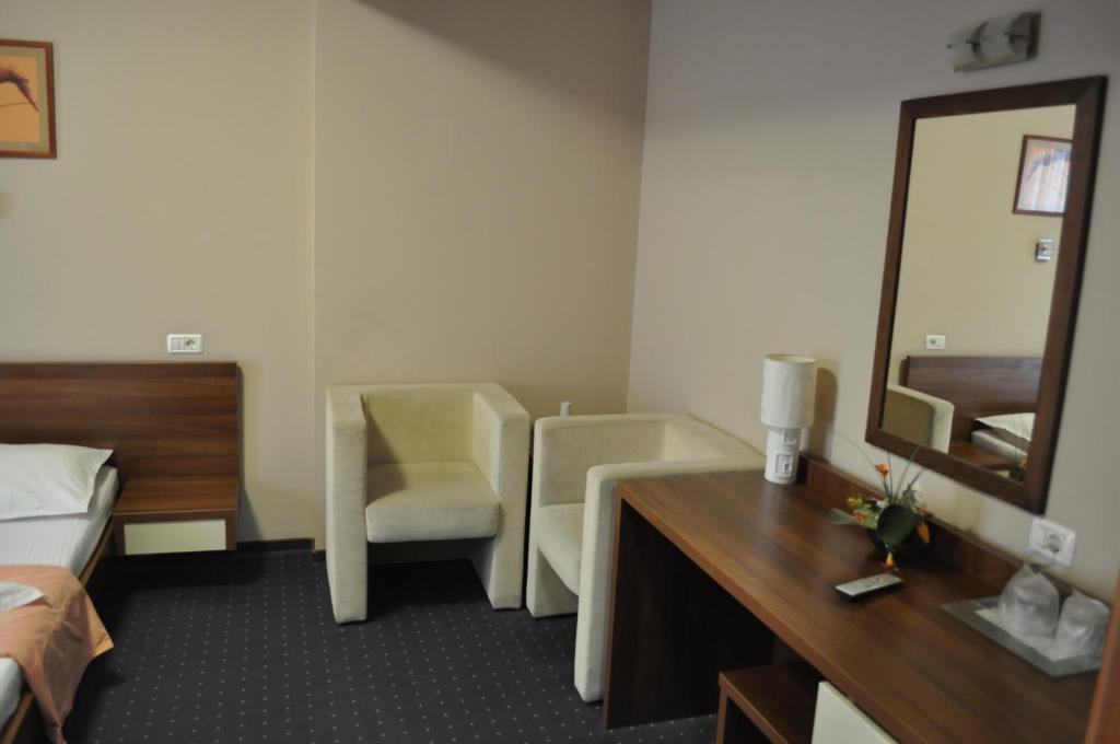 Euro House Hotel - 250