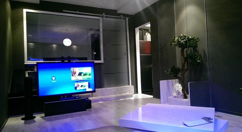 Excentric Studio - 480