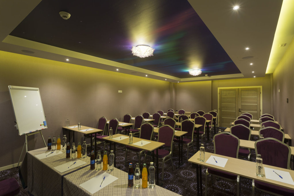 Exclusive Hotel & More - 287