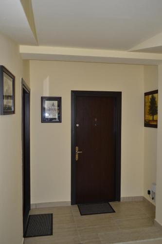 Casa Republicii - 357