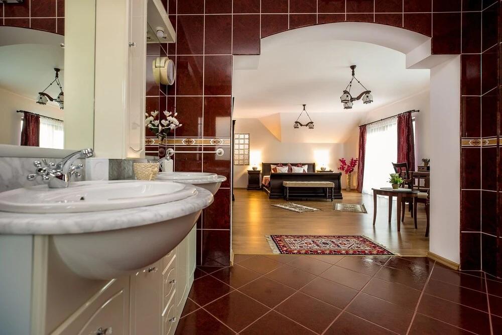 Flora Luxury House - 313