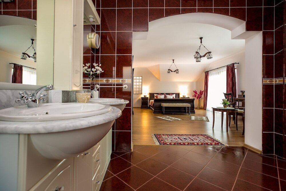 Flora Luxury House - 153