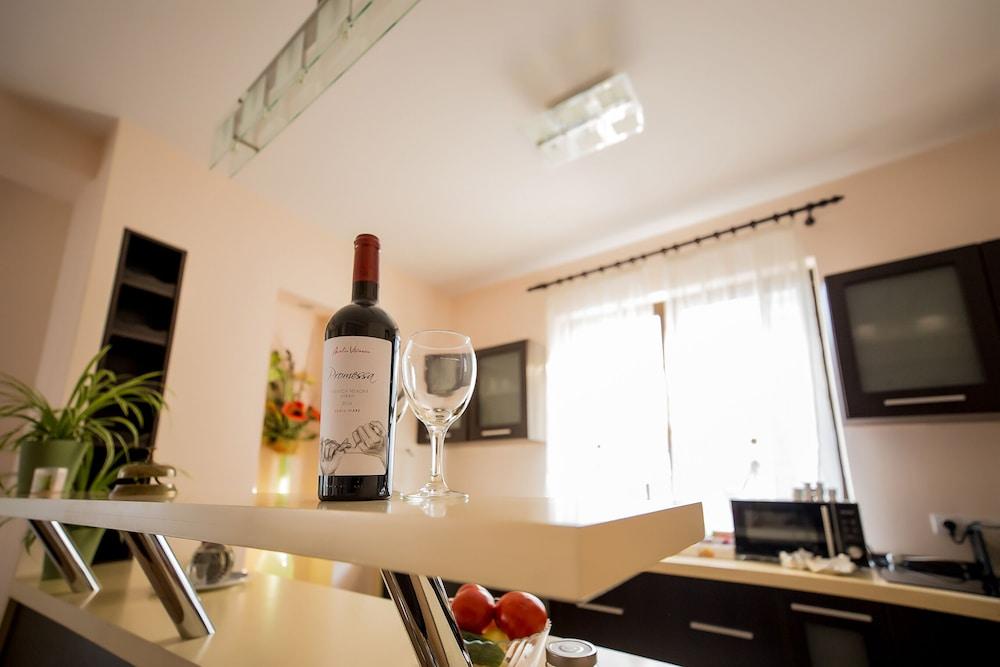 Flora Luxury House - 860