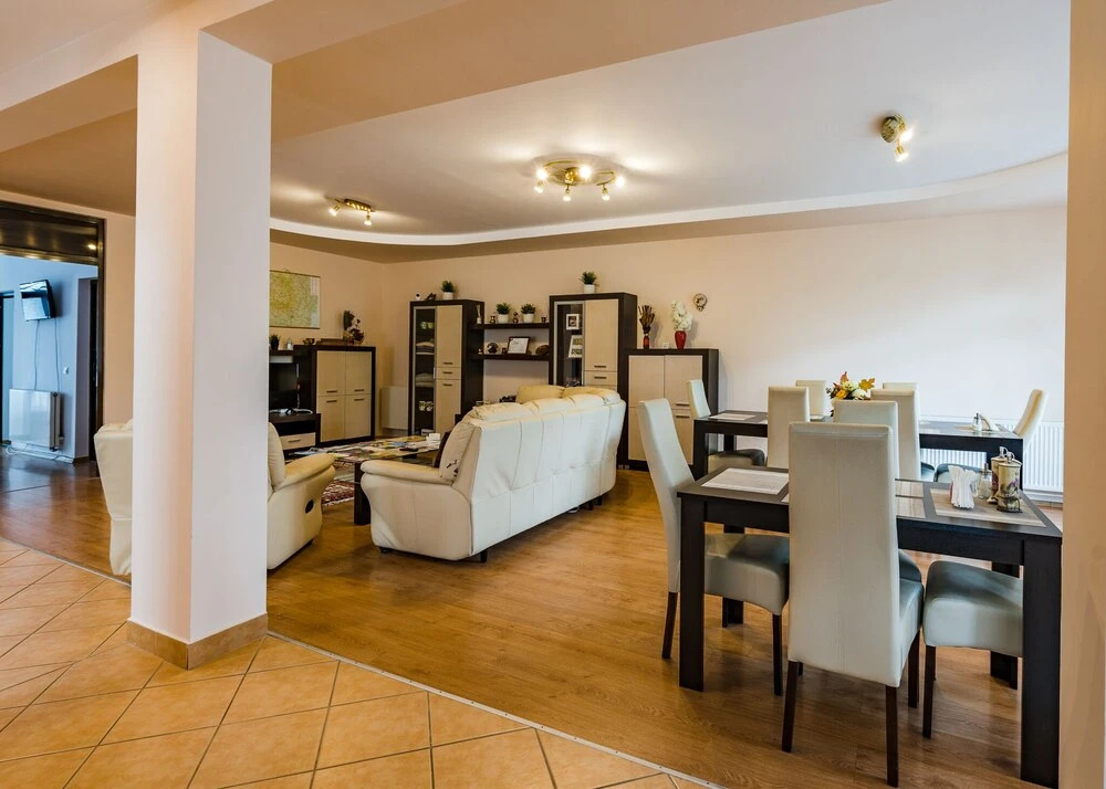 Flora Luxury House - 855