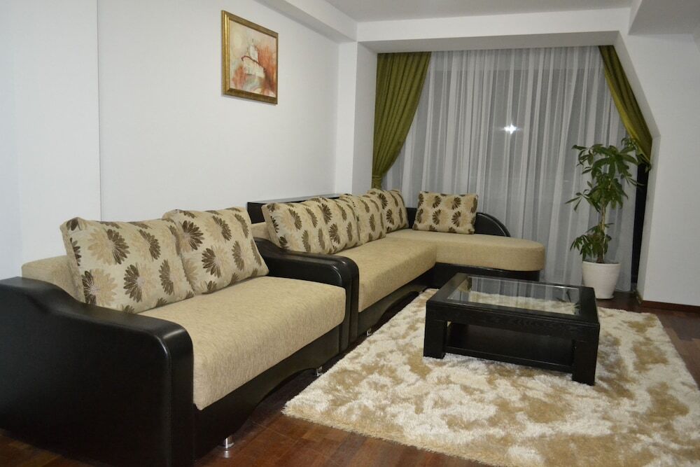 Forest Retreat & Spa - 1000
