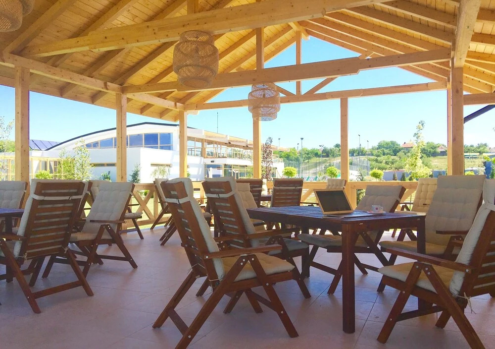 Forest Retreat & Spa - 875